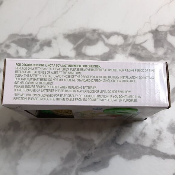 NIB Garden Party Pineapple LED String Light Set 10 Lights Indoor 4.5’ - Picture 6 of 7